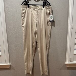 ⛳ NWT PGA Tour Men’s Classic Tan Pants – Size 34x32 ⛳